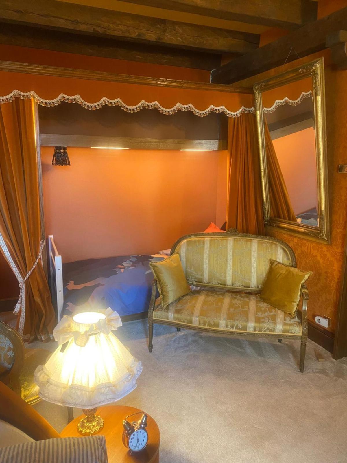L'Oree Des Bois Courpiere Extérieur photo