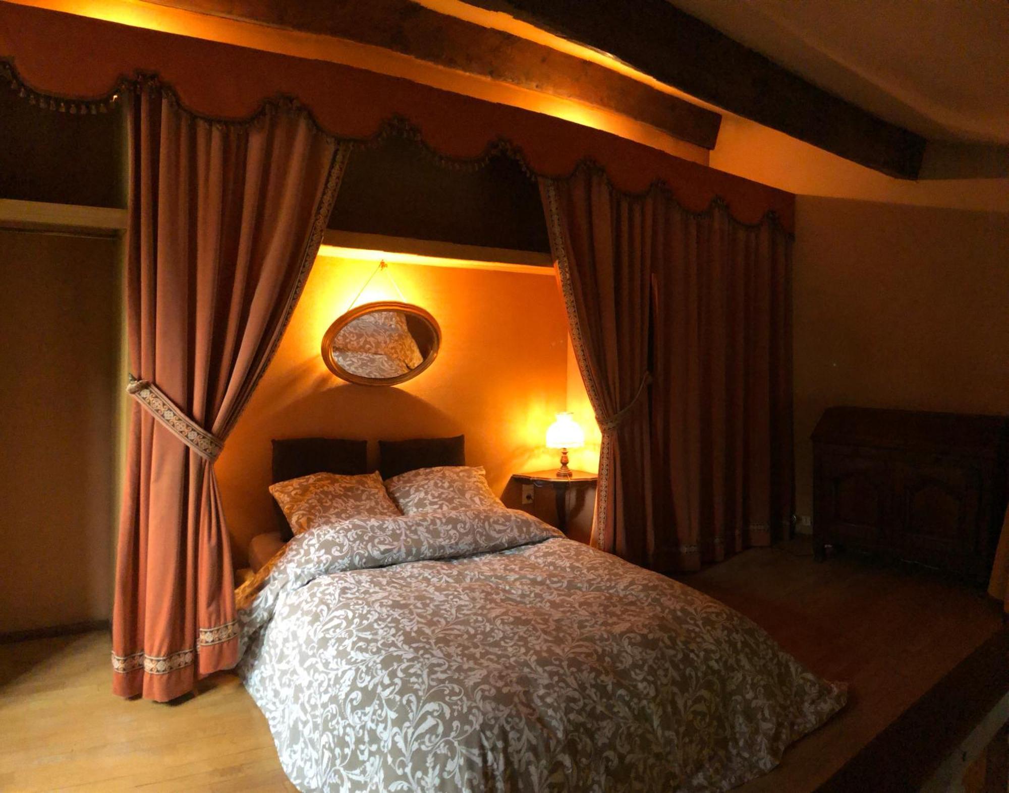 L'Oree Des Bois Courpiere Extérieur photo