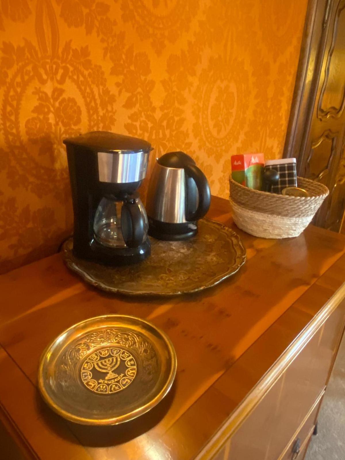 L'Oree Des Bois Courpiere Extérieur photo